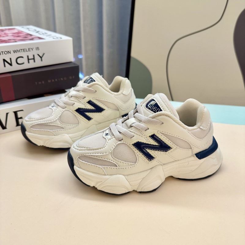 NEW BALANCE SHOES